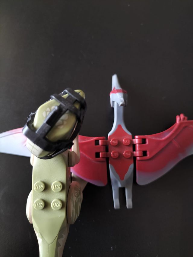 LEGO Jurassic World Raptor y Pteranodon