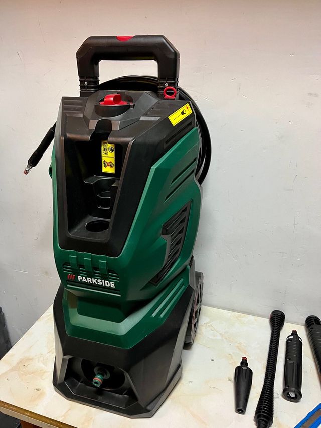Hidrolimpiadora Parkside 2400W
