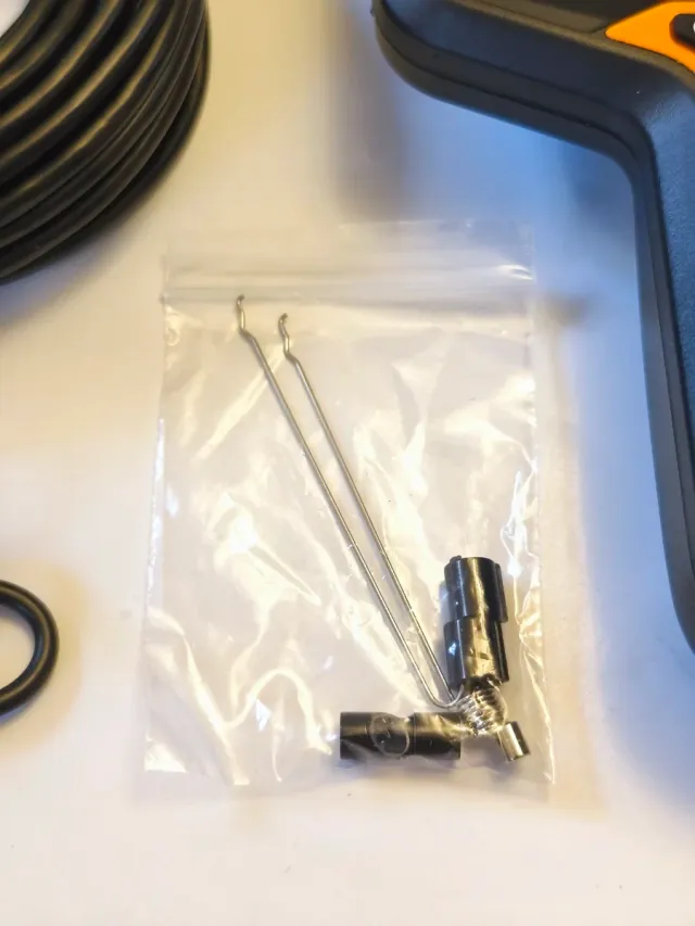 Telecamera endoscopica con schermo via cavo da 10 metri