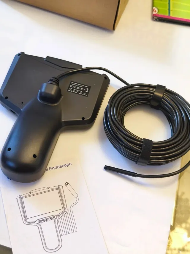 Telecamera endoscopica con schermo via cavo da 10 metri