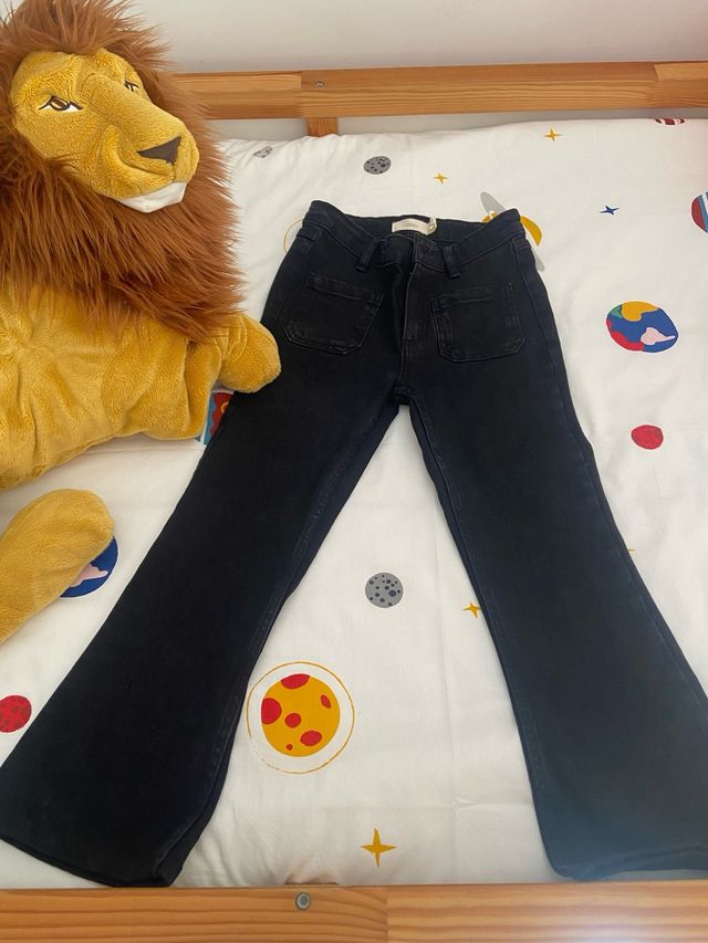 Pantalón vaquero negro Sfera niña, sin usar