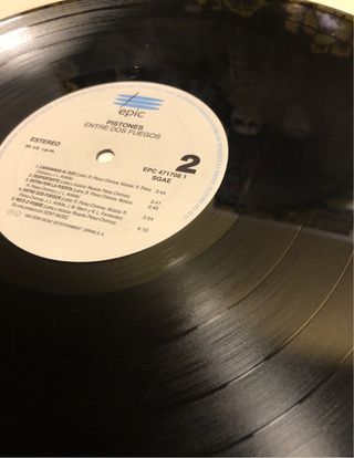 Pistones - Entre Dos Fuegos Vinilo LP