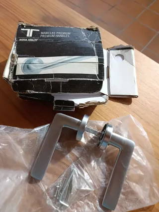 Manillas de puerta Assa Abloy