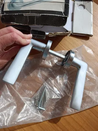 Manillas de puerta Assa Abloy