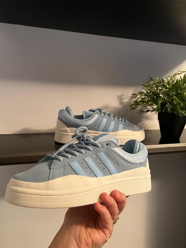 Zapatillas Campus Azules y Blancas