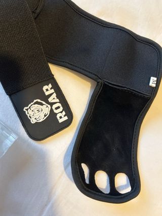 Guantes de gimnasio ROAR negros