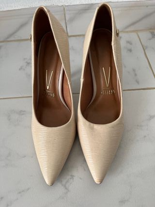 Tacones Vizzano Beige Talla 37 Poco Uso