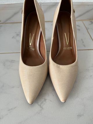 Tacones Vizzano Beige Talla 37 Poco Uso