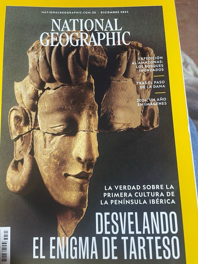 lote 2 revistas National Geographic 
número 54/55