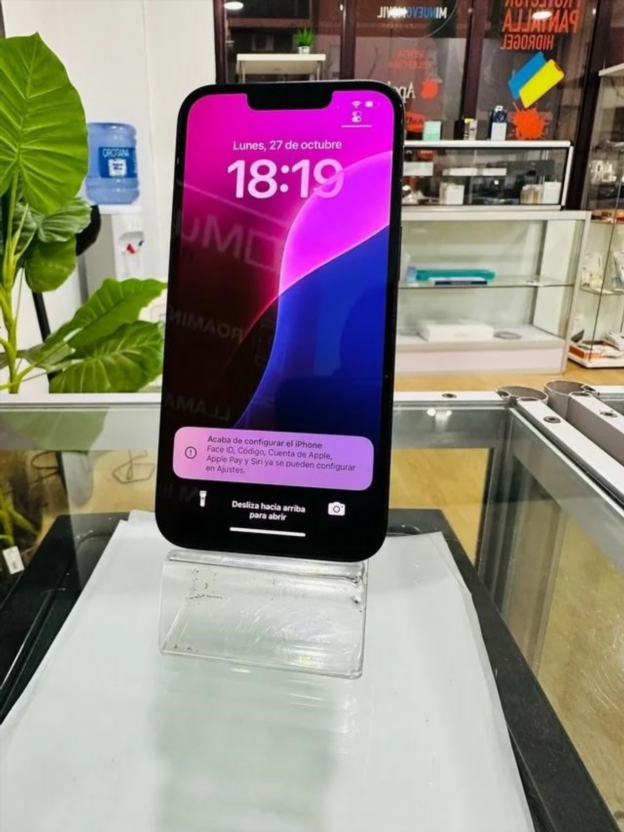 iPhone 14 Negro 128GB Batería 96%