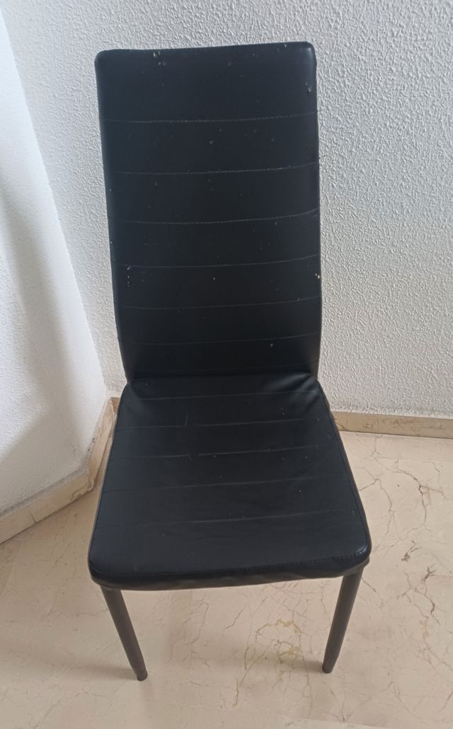 1 Silla de Polipiel Negra para comedor/escritorio