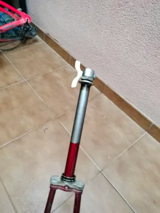 Orquilla Bicicleta Antigua Roja