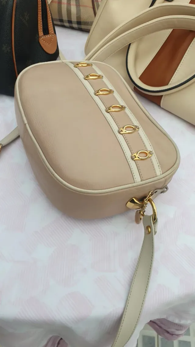 3 Malas senhora ,uma marca Furba, 7,euros cada