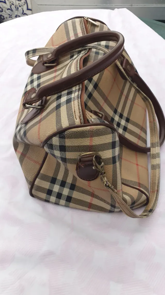 3 Malas senhora ,uma marca Furba, 7,euros cada