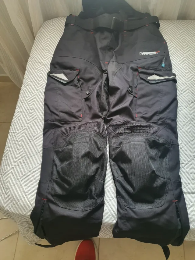 Pantalón Cordura Talla M con tirantes