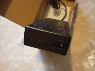 Cargador patín eléctrico BeRacer XS10 sin estrenar