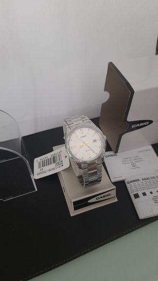 Orologio Casio Argento e Bianco
