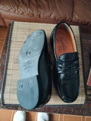 Zapatos Castellanos Talla 39 Negros