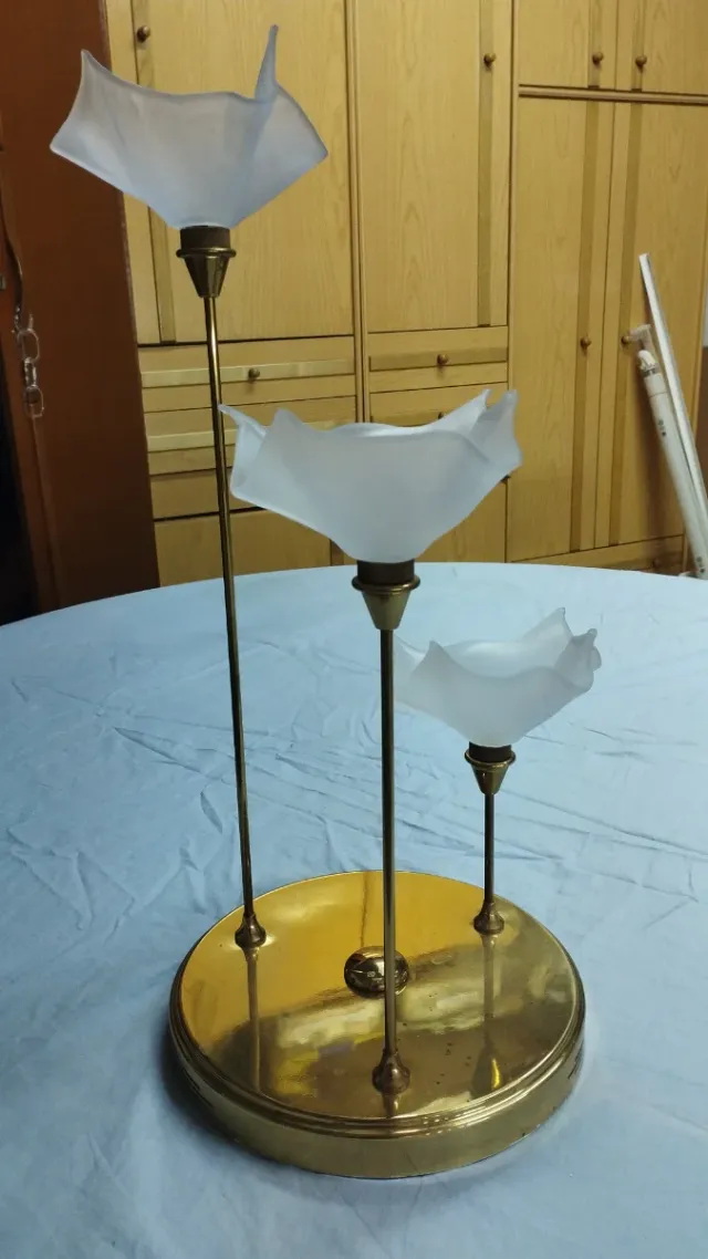 Candeeiro de teto de cristal de 3 tulipas