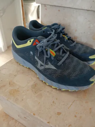 Scarpe blu/gialle da uomo Mizuno