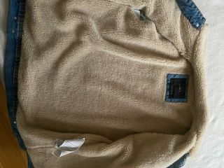 Chaqueta vaquera Zara con borreguillo