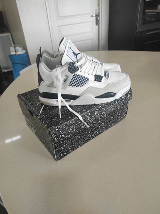 Sneakers Jordan 4 Retro - Taglia 40