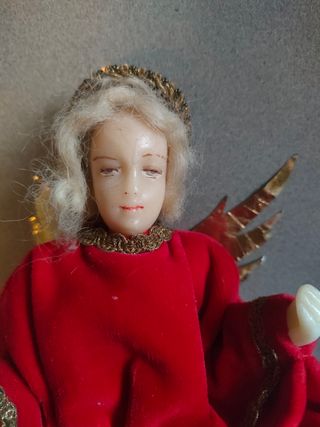 Antico Angelo Natalizio in cera