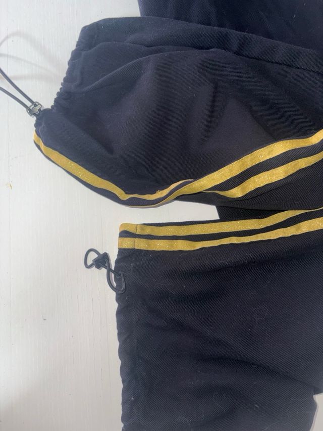 Pantalón Jogger Adidas Negro Dorado Talla M