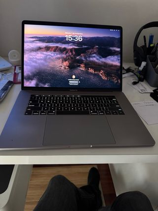 MacBook Pro Gris Espacial
