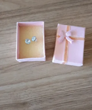 Orecchini punto luce argento