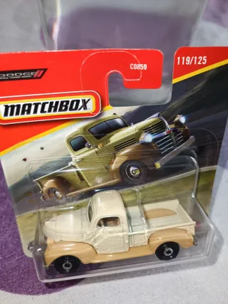 DODGE V-SERIES TRUCK 1940 1/64 MATCHBOX