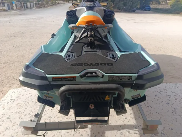 Moto de agua Sea-Doo WAKE PRO