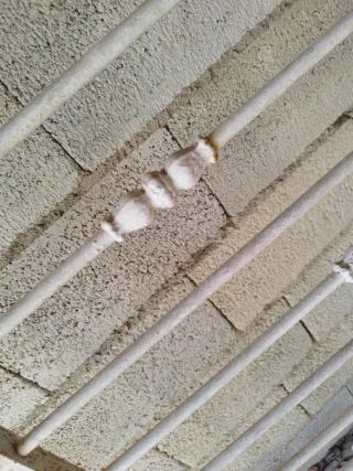 Reja de hierro blanca