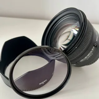 Canon 6D + Sigma 50mm f/1.4 + Grip