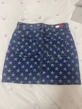 Falda vaquera Tommy Hilfiger estrellas