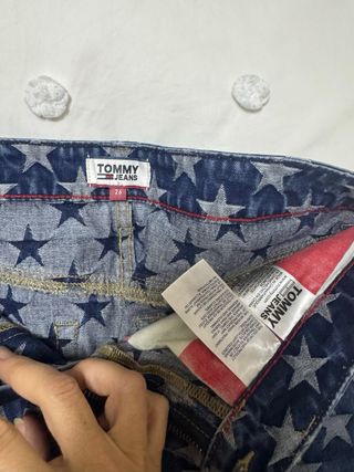 Falda vaquera Tommy Hilfiger estrellas