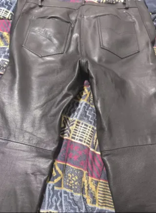 Pantalón de cuero negro unisex slim