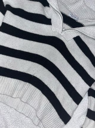 Jersey Stradivarius Rayas Blanco y Negro