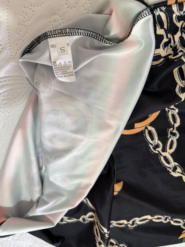 Conjunto Falda y Blusa Estampado Cadena