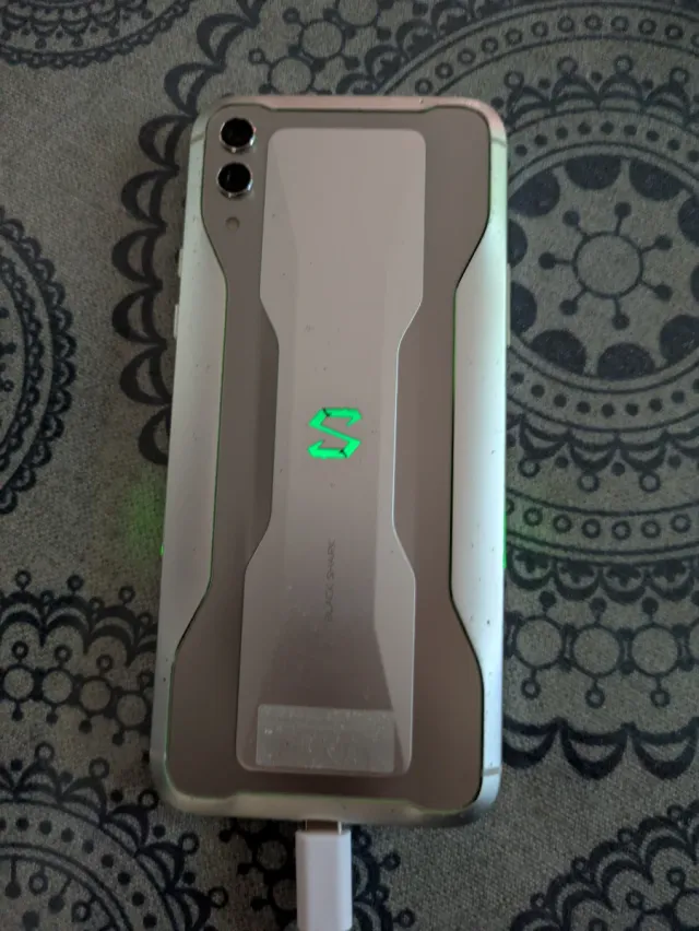 Xiaomi Black Shark 2 (6-128 GB)