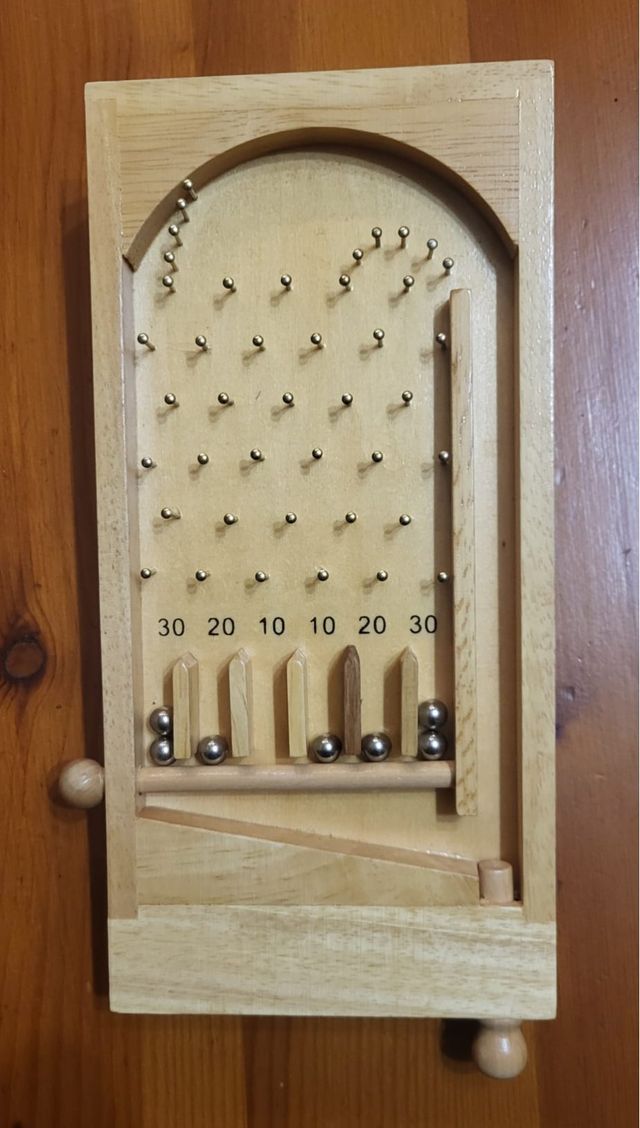 Juego de Bolos y Pinball de Madera.