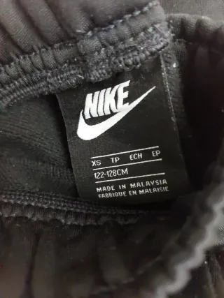 Tuta Nike bambino età 7/8anni