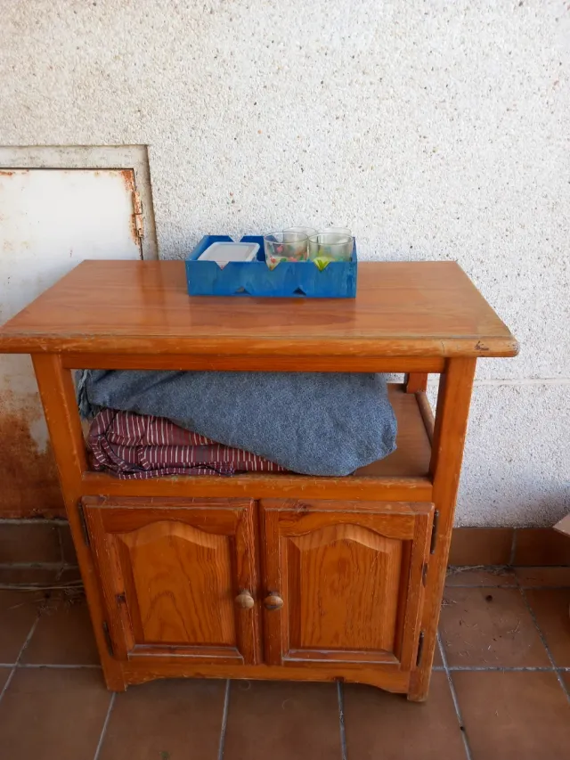 Mueble auxiliar madera exterior