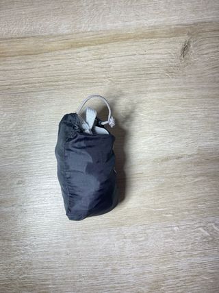 Mochila plegable Quechua negra