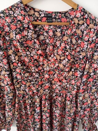 Vestido floral manga larga