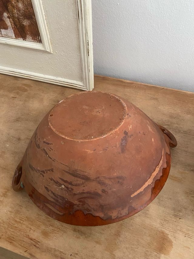 Cuenco de cerámica vintage con asas