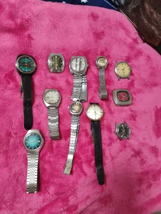 Lotto di 11 orologi vintage di varie marche