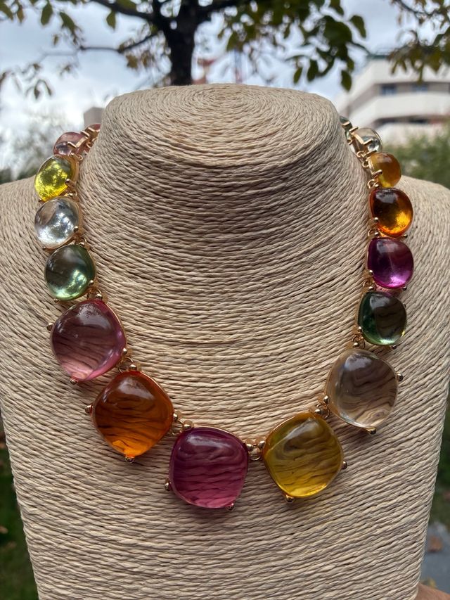 Collar estilo original piedras resina multicolor