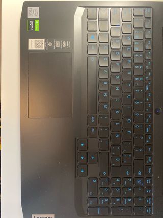 Ordenador portátil gaming Lenovo negro