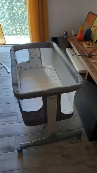 Culla da viaggio next to me Lionelo